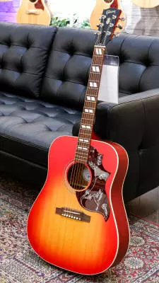 Gibson - Hummingbird Special Acoustic/Electric Guitar - Satin Vintage Cherry Sunburst 2